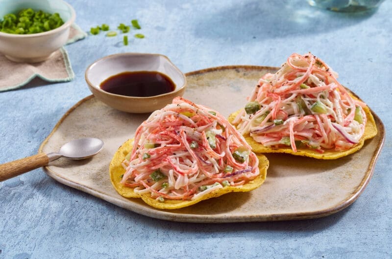 Tostada con ensalada de cangrejo